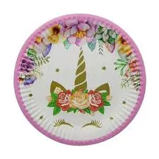 Pack de 10 assiettes Licorne aux détails fleuris
