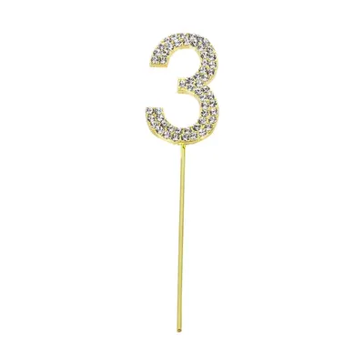 Le chiffre 3 doré pour couronner votre gâteau