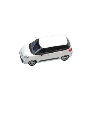 Fiat 500 L blanche miniature, pour jouer ou collectionner