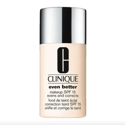 Éclat du teint beige, fond de teint SPF 15 – Clinique