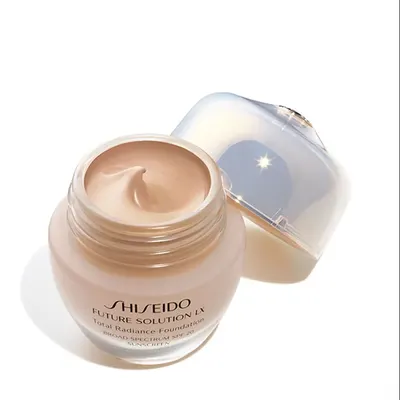 Fond de teint anti-âge Total Radiance R4 – Shiseido